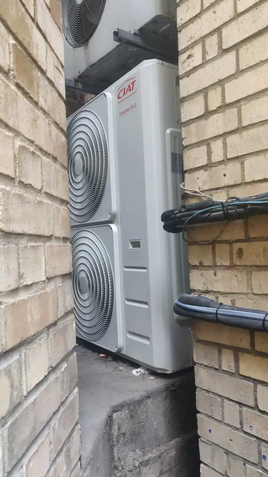 Commercial Air Cconditioning Installation in Soho London for restaurant.