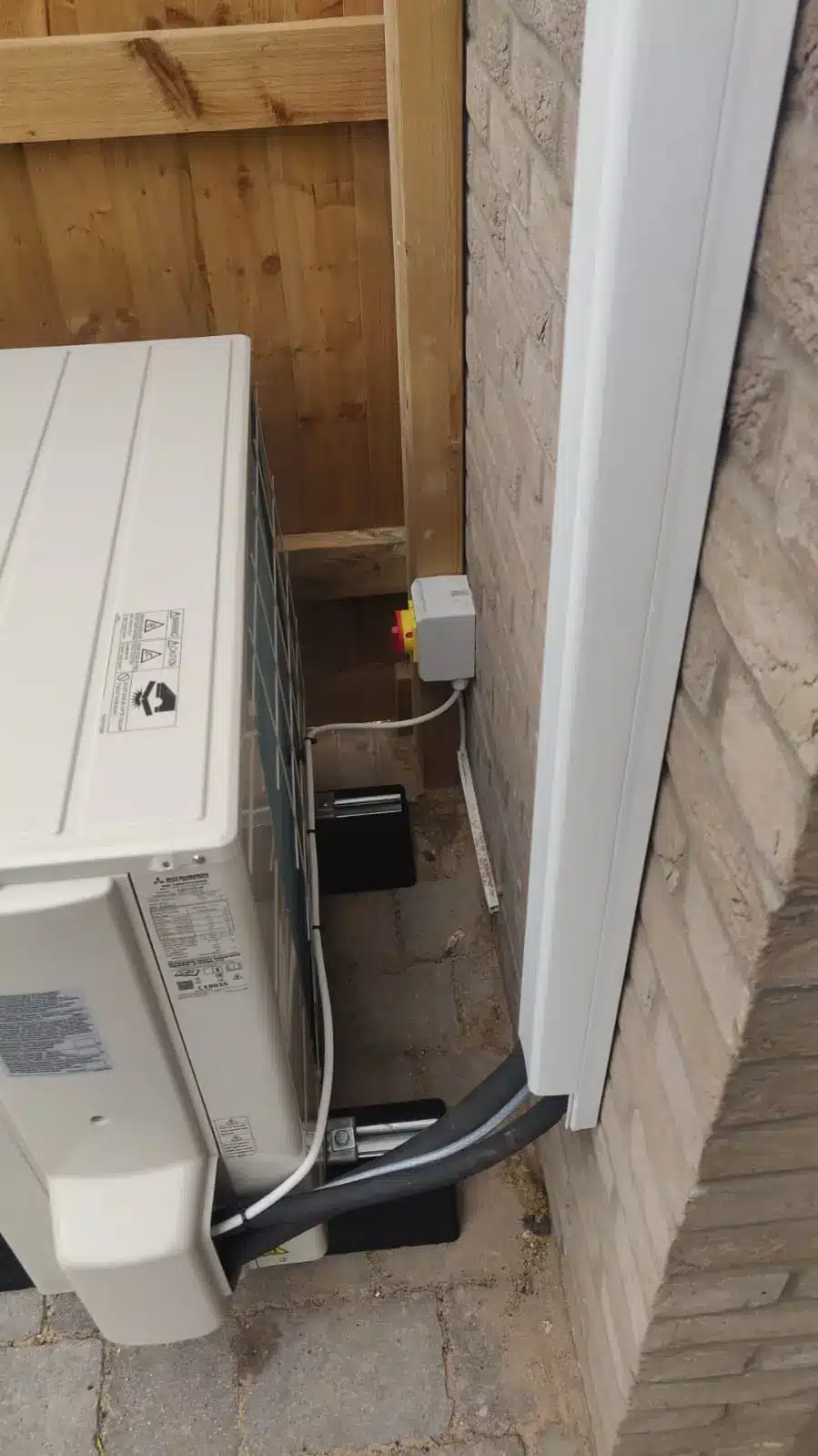 South London Ac install in residence