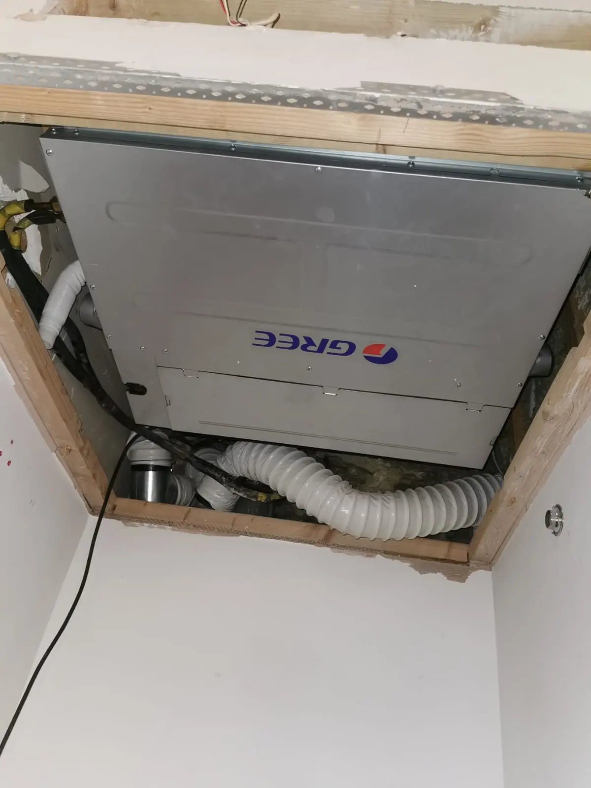 ac unit installation london