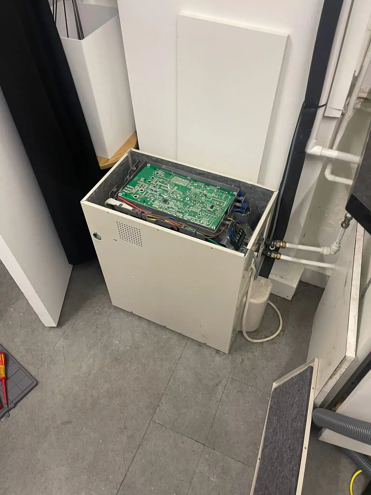 water cooled air conditioning unit installation in westminster London