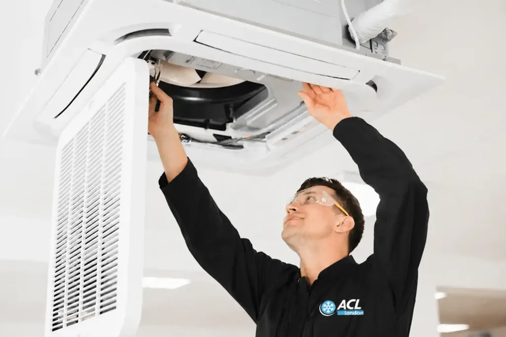 ACL AIR CONDITIONING INSTALLING AC UNIT